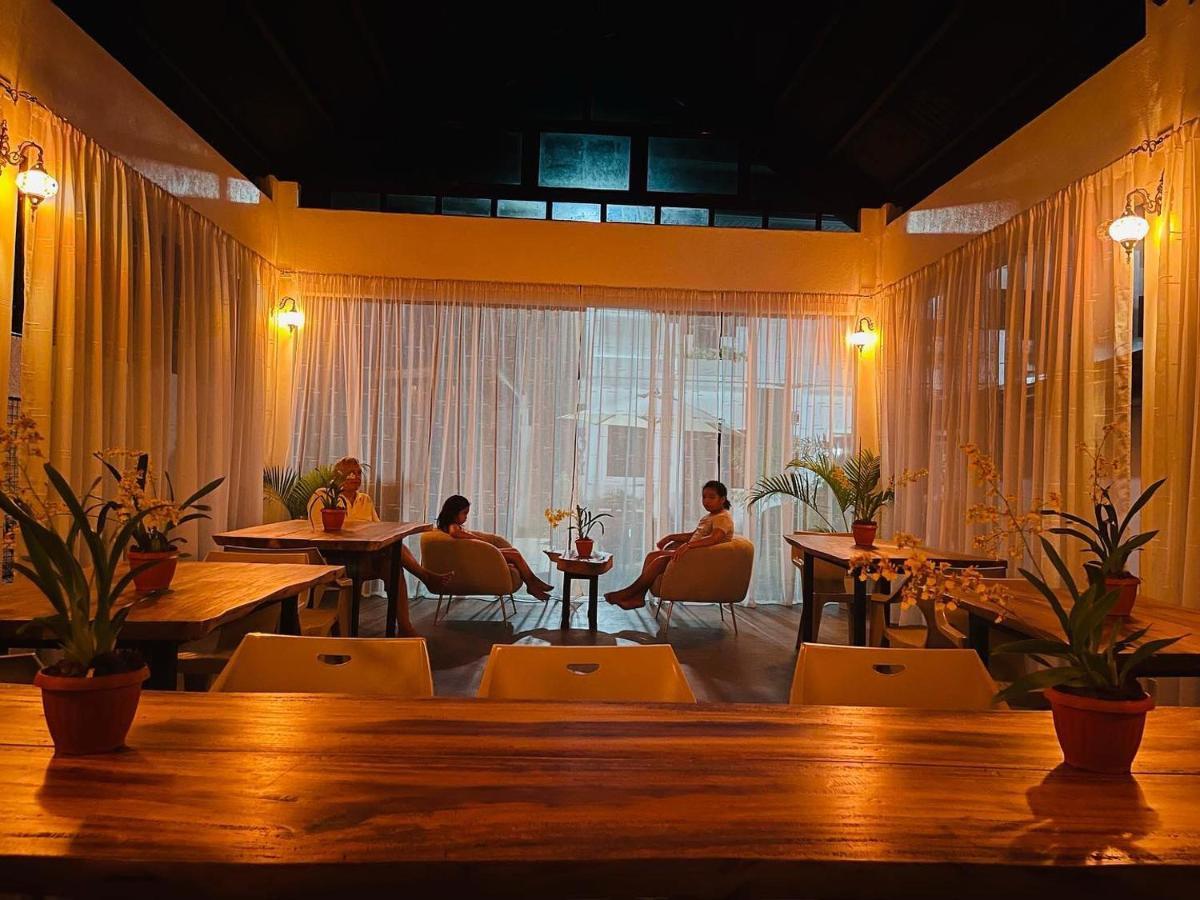 Thistle Inn Panglao Eksteriør billede